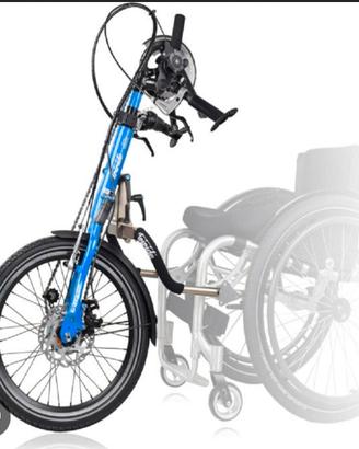triride hand bike con attacco alla carrozzina 