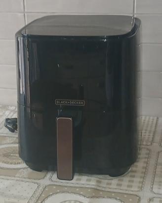 Friggitrice ad aria Black+Decker