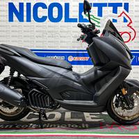 Scooter Zontes 125 D - Nero oro tua a soli €76 al 