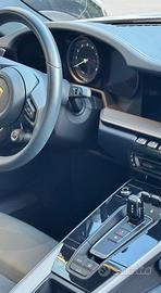 Porsche carrera 4s 992.1 911