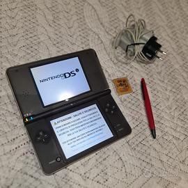 Nintendo DSi XL 