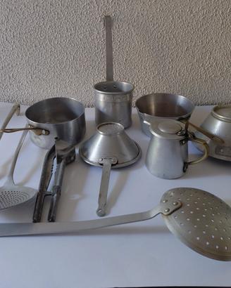 Set utensili cucina in alluminio