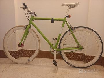 Bici a scatto fisso No logo