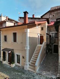 Casa 3 Livelli Centro Storico Pescasseroli 90 Mq