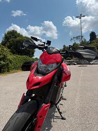 ducati hypermotard 950