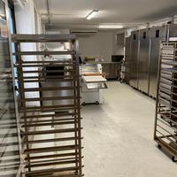 Immobile e macchinari laboratorio pasticceria