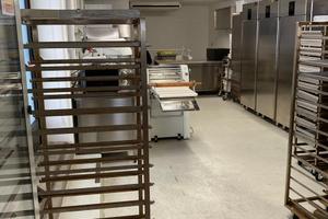 Immobile e macchinari laboratorio pasticceria