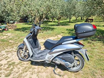 Scooter Peugeot Geopolis 250