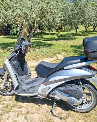 Scooter Peugeot Geopolis 250