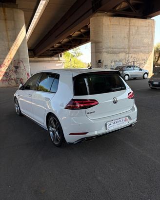 Volkswagen Golf 1.6 TDI 115 CV 5p R line