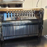 Sfogliatrice verticale da banco sigma