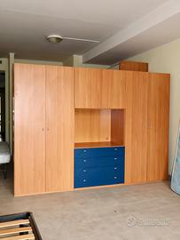ARMADIO+2COMODINI+TESTATA LETTO