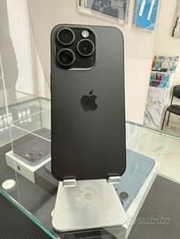 iPhone 15 Pro 128 GB Black titanium