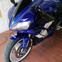 Yamaha R1 2002 blu completa di tutto