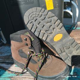 scarponi x trekking /montagna