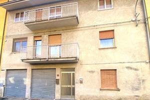 5 LOCALI A BORGOFRANCO D'IVREA