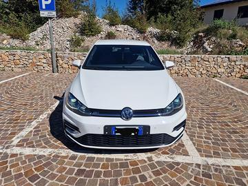 VW Golf 1.5 TSI R-Line DSG 2017