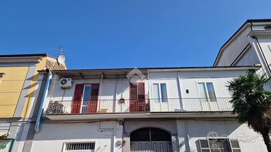 3 LOCALI A FRATTAMAGGIORE