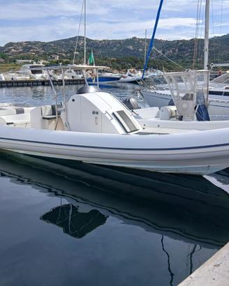 Splendido gommone Alta Marea  Wave 33