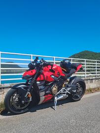 ducati streetfighter v4 