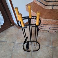 Attrezzatura per caminetto