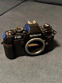 Fotocamera Nikon F-301