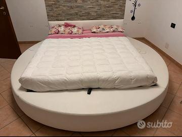 Letto Matrimoniale con struttura rotonda