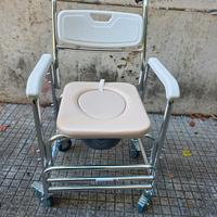 Sedia rotelle con WC nuova