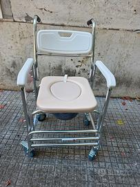 Sedia rotelle con WC nuova