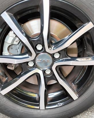 Set di cerchi in lega Mak 15" + gomme in omaggio
