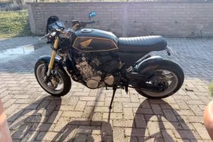 Honda Hornet 600 2007 cafferace