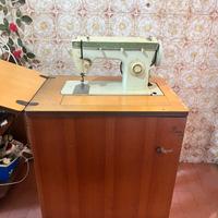 Macchina da cucire