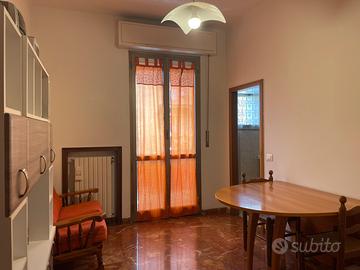 Stanza singola zona Massarenti