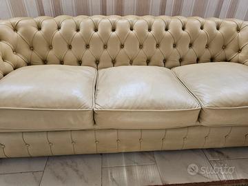 Divano chesterfield 3 posti