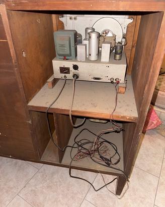 Radiogrammofono d’epoca