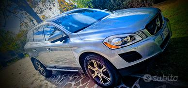 VOLVO XC60 D5AUT SUMMUM AWD AUT CV PARI AL NUOVO