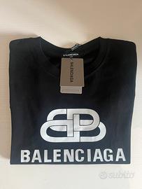 maglietta balenciaga nera taglia S