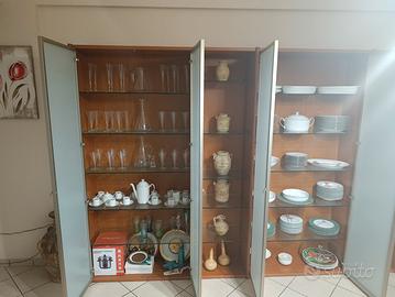 parete attrezzata in vetro satinato