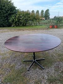 Tavolo soggiorno Herman Miller