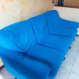 divano tre posti 