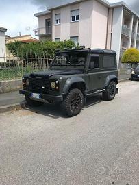 Defender Land Rover