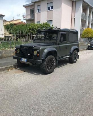 Defender Land Rover