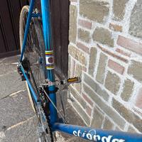 Bici da corsa chiorda