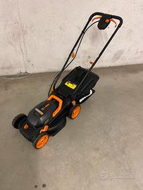 Tagliaerba worx a batteria