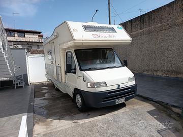 camper porta moto clima 