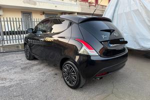 Lancia y 1.2 gpl