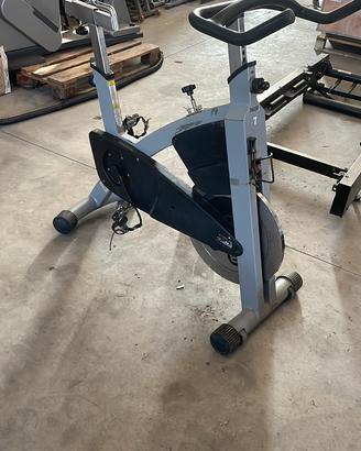 Spin bike schwinn star trac b cube a partire da