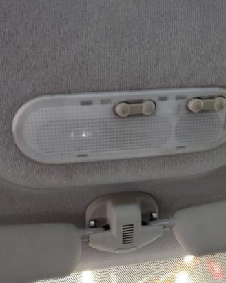Plafoniera anteriore RENAULT CLIO del 2011
