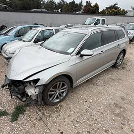 RICAMBI VW PASSAT B8 1.6 88kw. DCX 2016