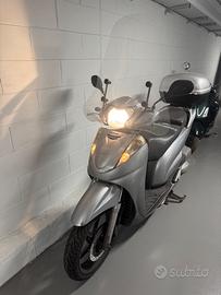 Honda Sh 300